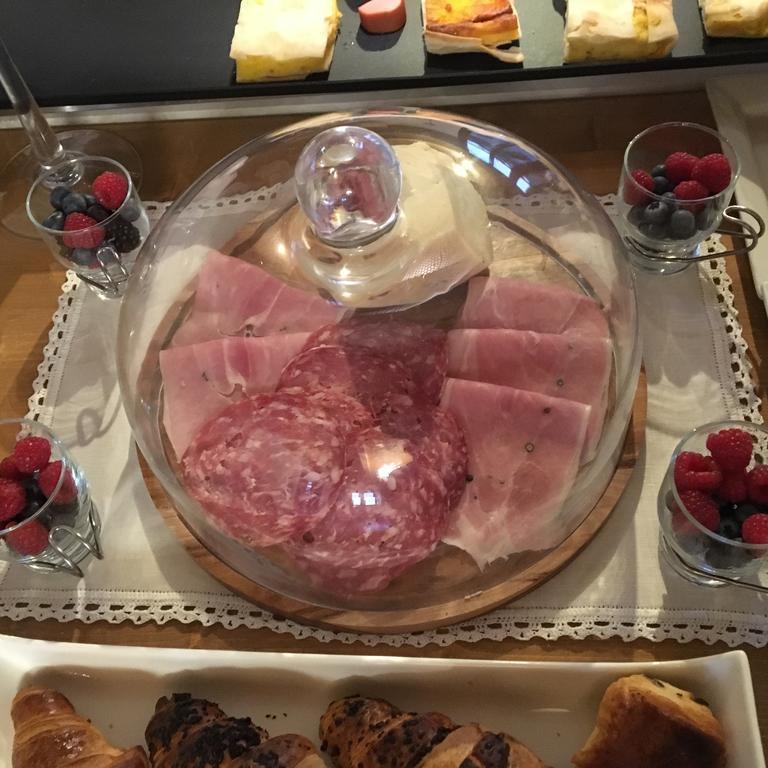 אלבה Agriturismo Da Mamma מראה חיצוני תמונה