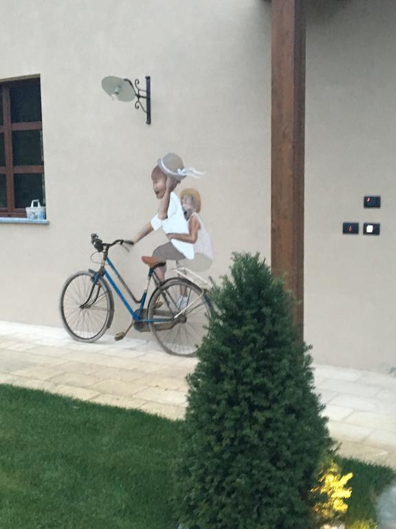 אלבה Agriturismo Da Mamma מראה חיצוני תמונה