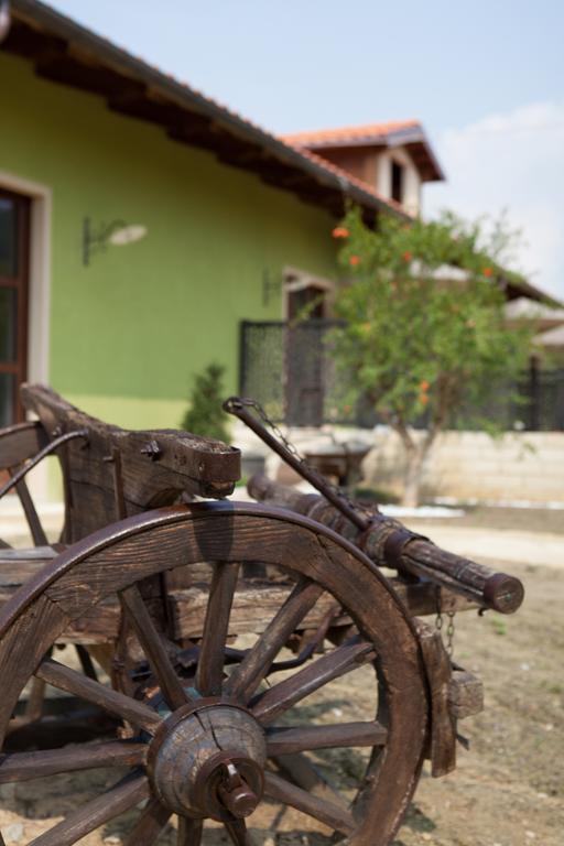 אלבה Agriturismo Da Mamma מראה חיצוני תמונה