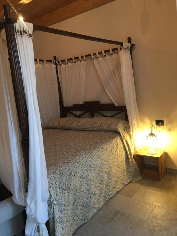 אלבה Agriturismo Da Mamma מראה חיצוני תמונה