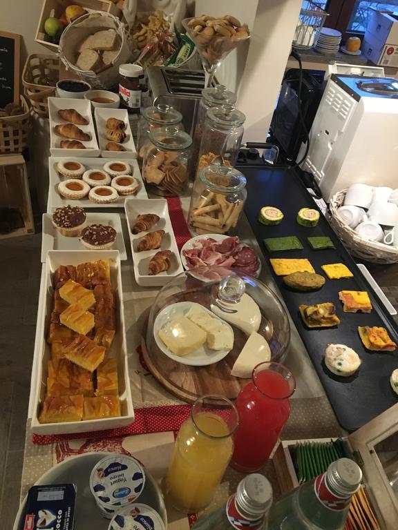 אלבה Agriturismo Da Mamma מראה חיצוני תמונה