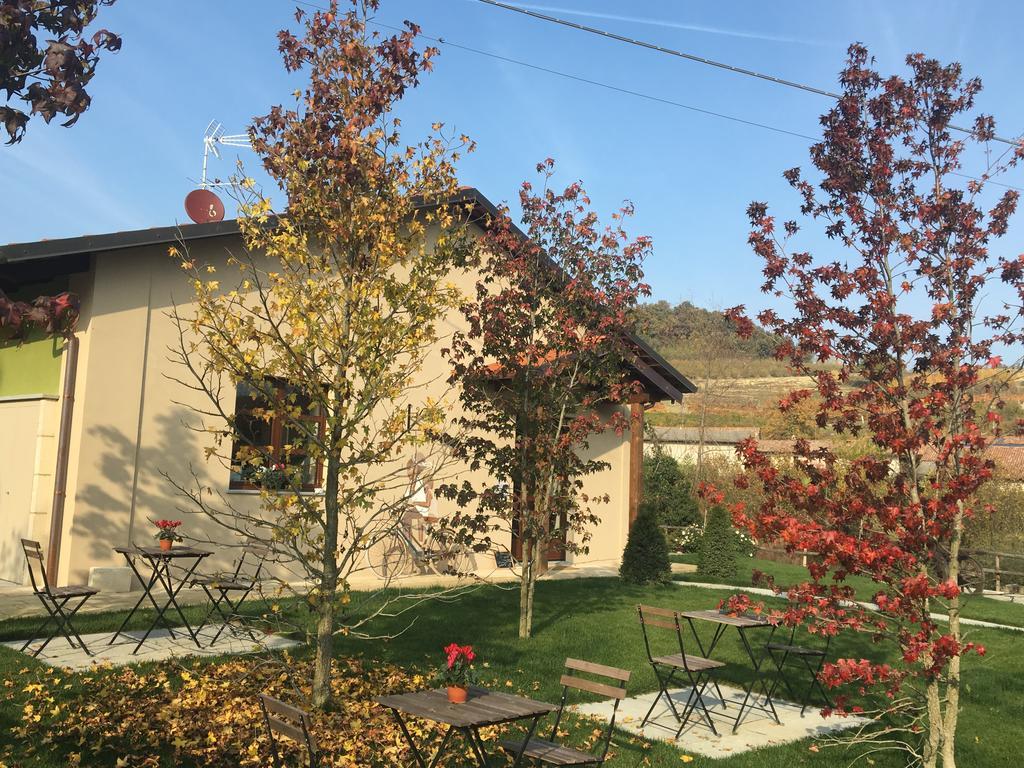אלבה Agriturismo Da Mamma מראה חיצוני תמונה