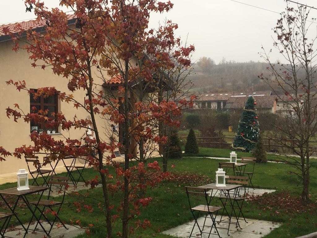 אלבה Agriturismo Da Mamma מראה חיצוני תמונה