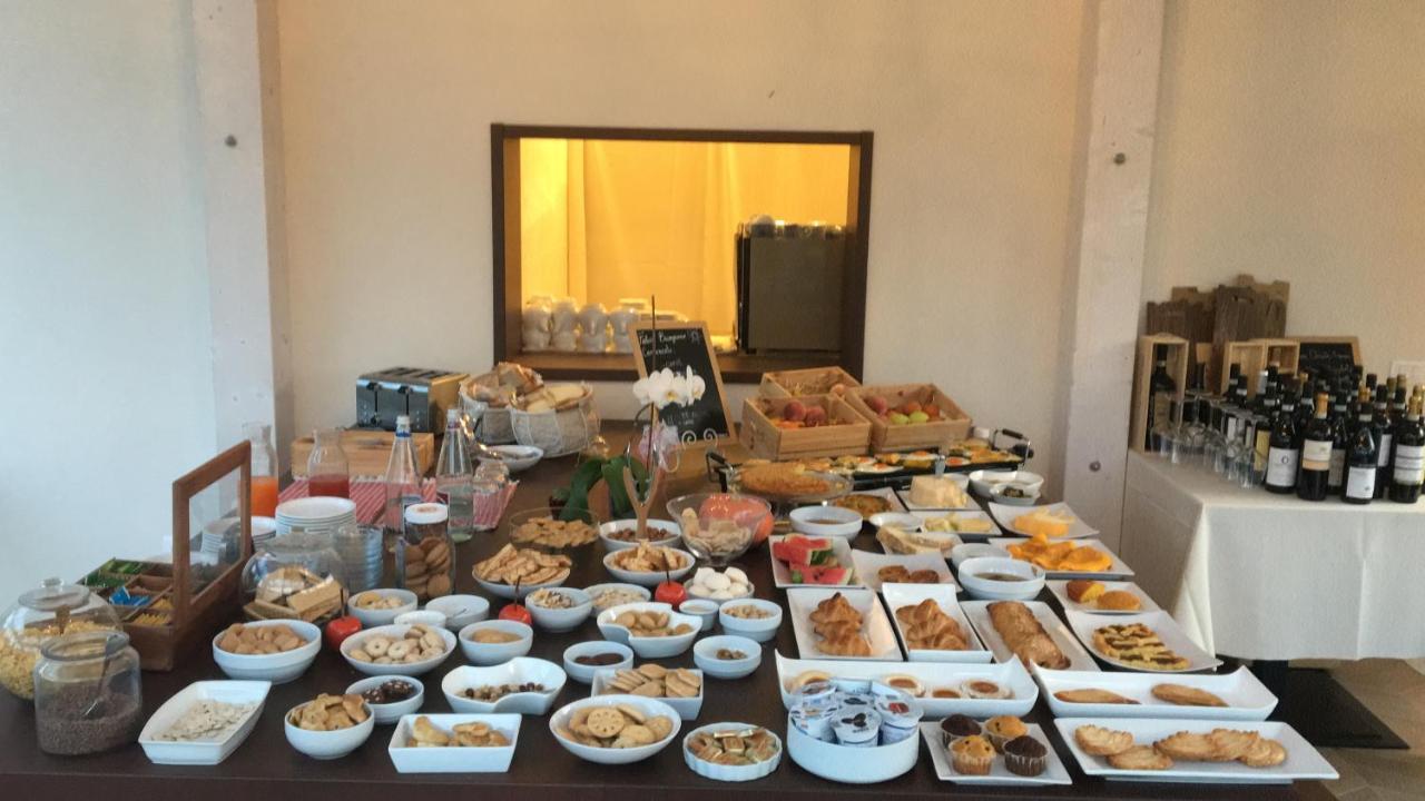אלבה Agriturismo Da Mamma מראה חיצוני תמונה